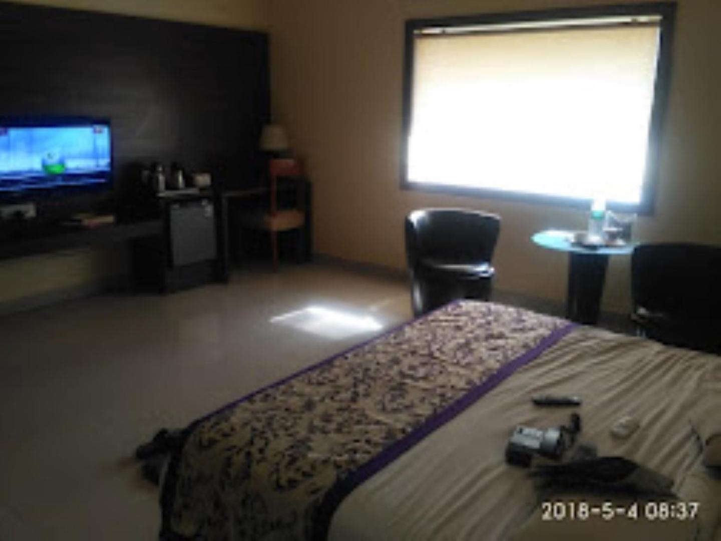 Hotel Saroj Sāgar Eksteriør billede